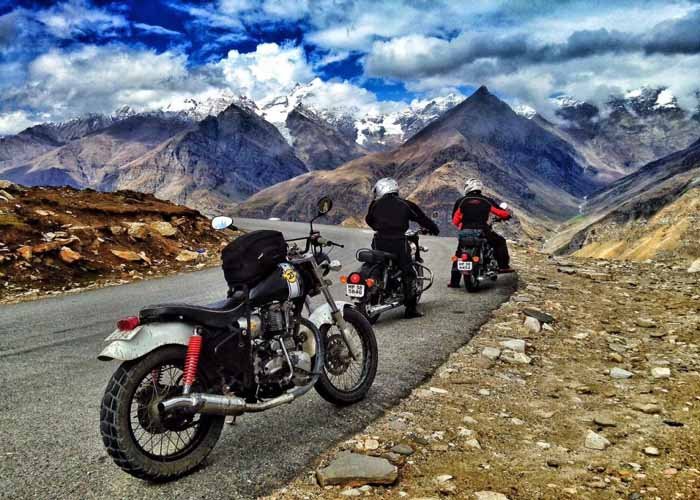 biking brotherhood spiti